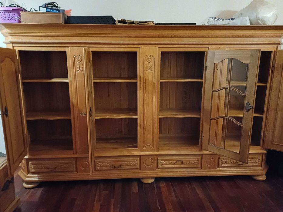 Szafa z dębu belgijskiego