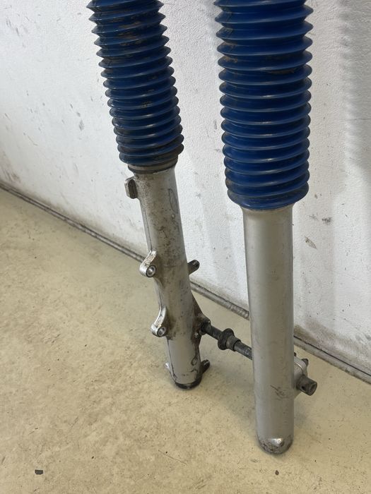 Lagi Zawieszenie Przednie Przód YAMAHA XT600 2KF