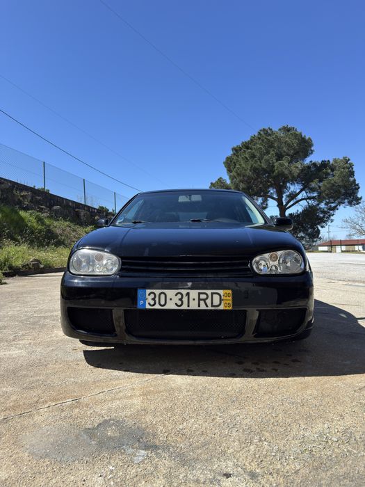 VW Golf IV 1.9 TDI PD 130cv (Look R32)– Fiável, económico, bom estado