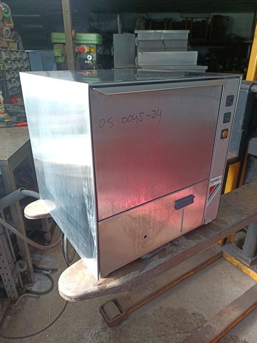 Máquina de lavar chávenas