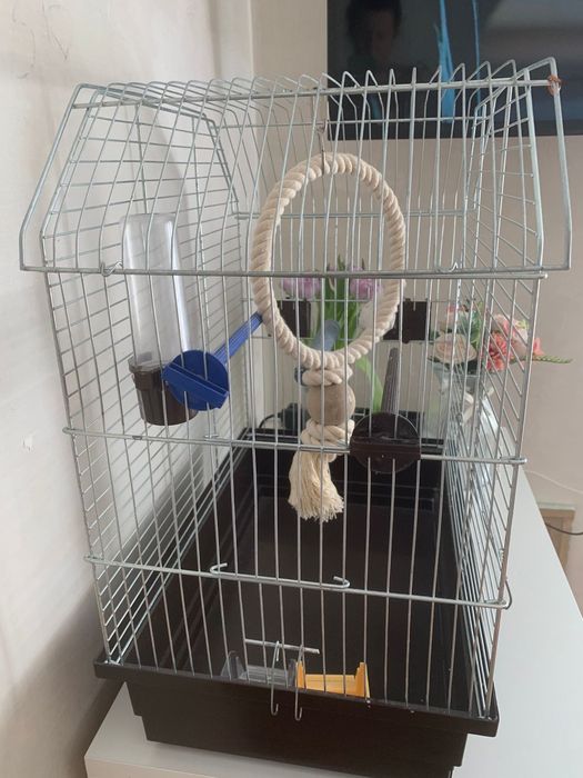 Клітка для папуги