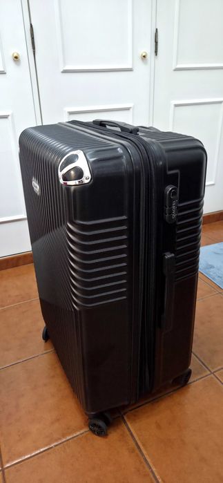 4 Malas de Viagem de 23kg com Capa de Proteção