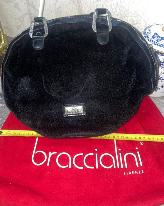 Продам итальянскую сумку  Bracciallini .