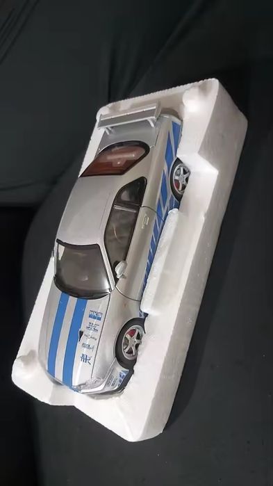 Модель авто Машинка 1:32 Nissan Skyline, Метал, Нова