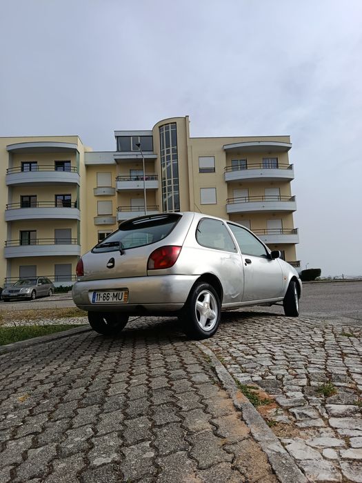 Ford Fiesta 1.2 Zetec 16v Coupé 5lugares em bom estado !!!