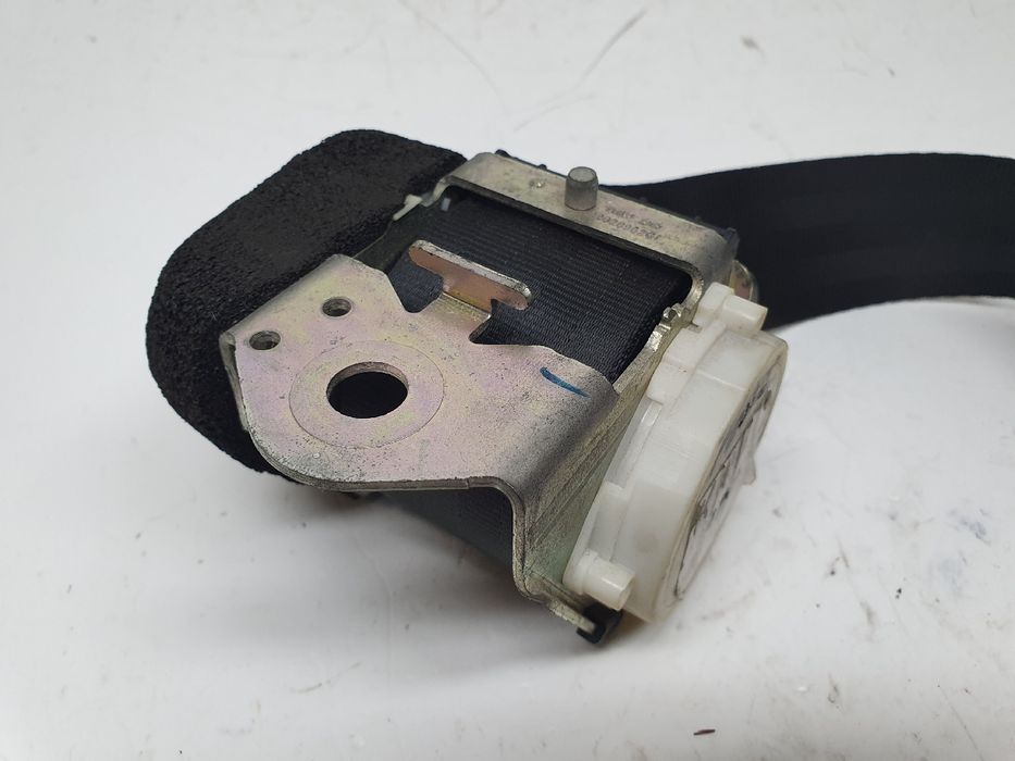 Cinto frente direito FORD Ka (RU8)