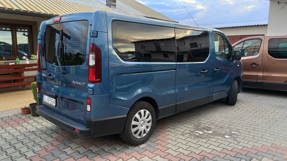 Wynajem busów autobusów autokarów przewóz osób autobusami