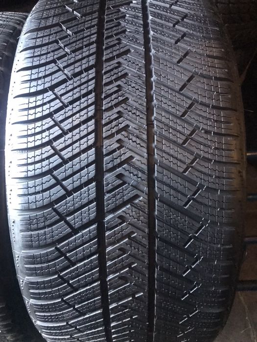 265/40/19 R19 Michelin Pilot Alpin PA4 4шт зима