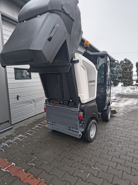 Zamiatarka nośnik narzędzi Karcher MC 50
