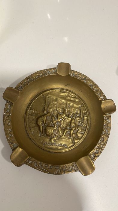 Продаються антикаарні ступки