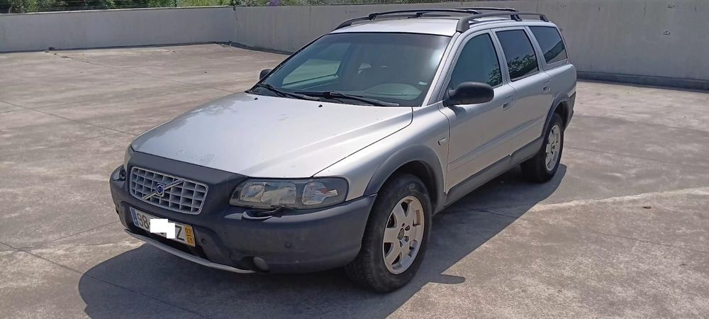 Volvo XC 70 D5 Nivel 2 Auto.