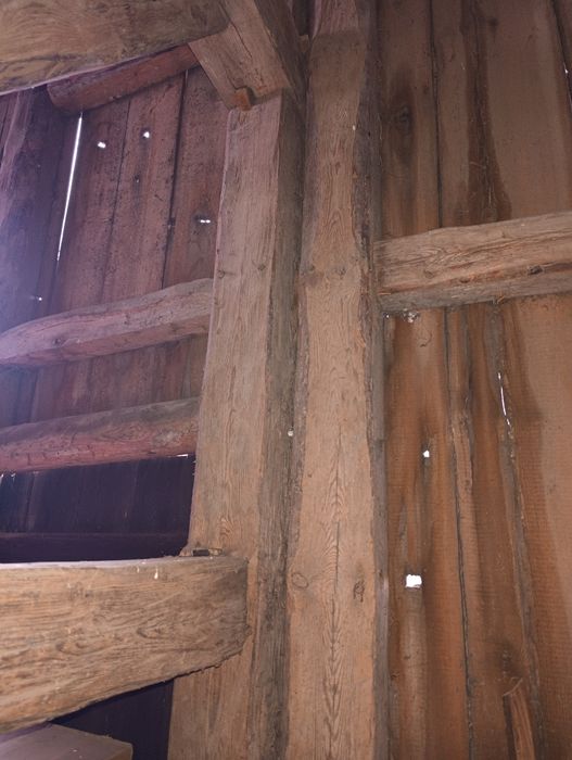 Sprzedam drewno  ciosane konstrukcyjne.