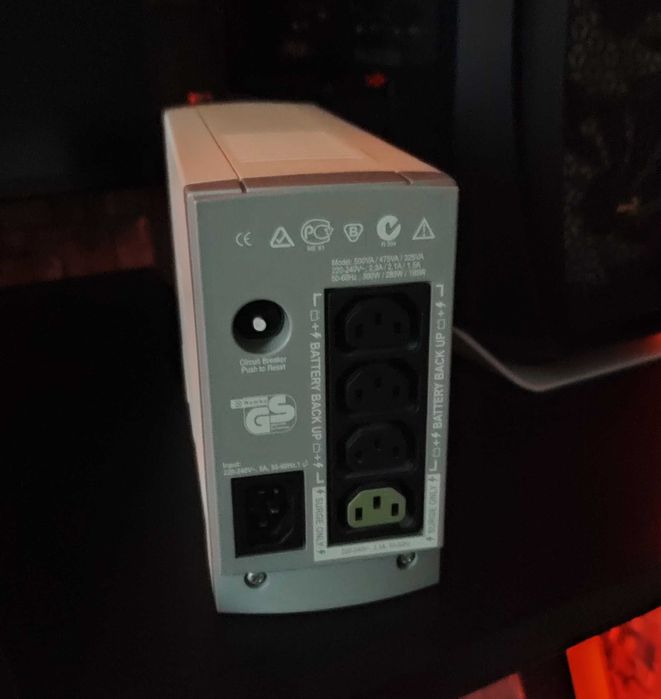 APC Back-UPS CS 500 без АКБ