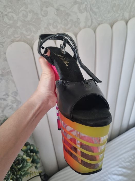 Стрипы pleasure 38
