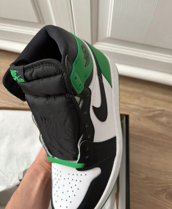 Air Jordan 1 Lucky Green