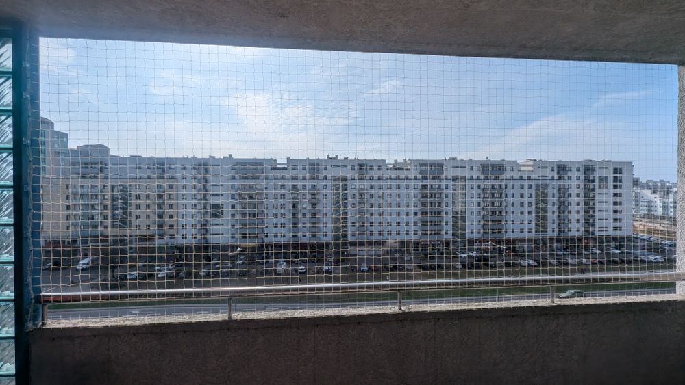 Siatka na balkon dla kota, przeciw gołębiom