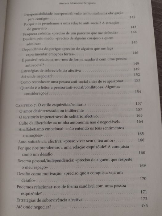 Livro Amores altamente perigosos