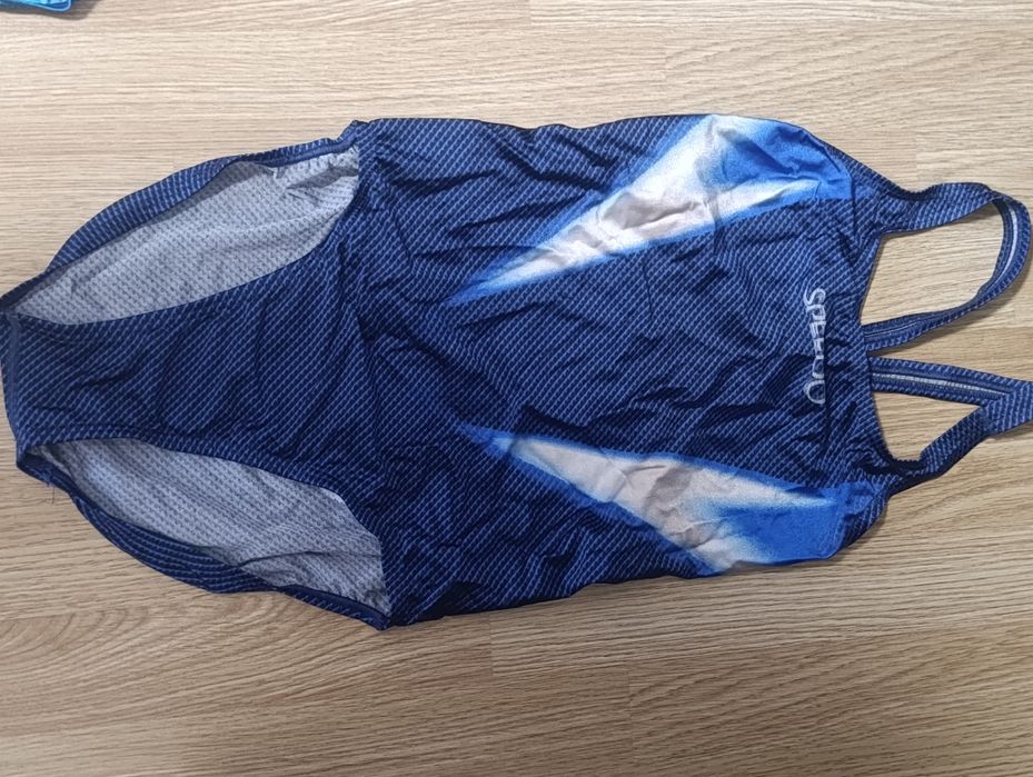 Купальник Speedo, закритий купальник