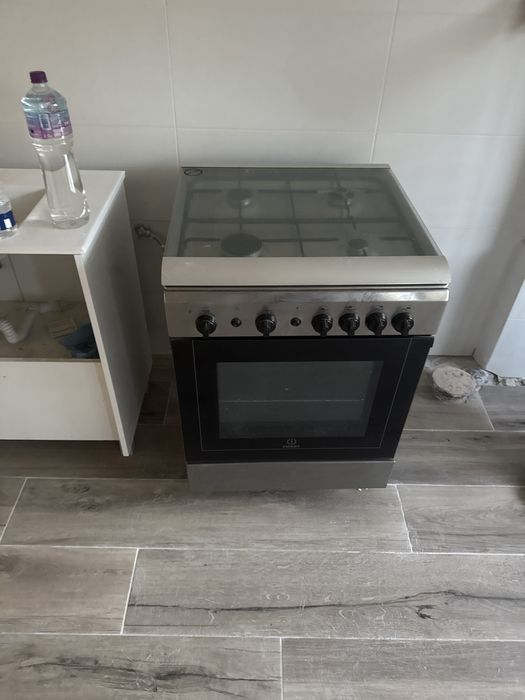 Forno a gás indesit é a gás natural