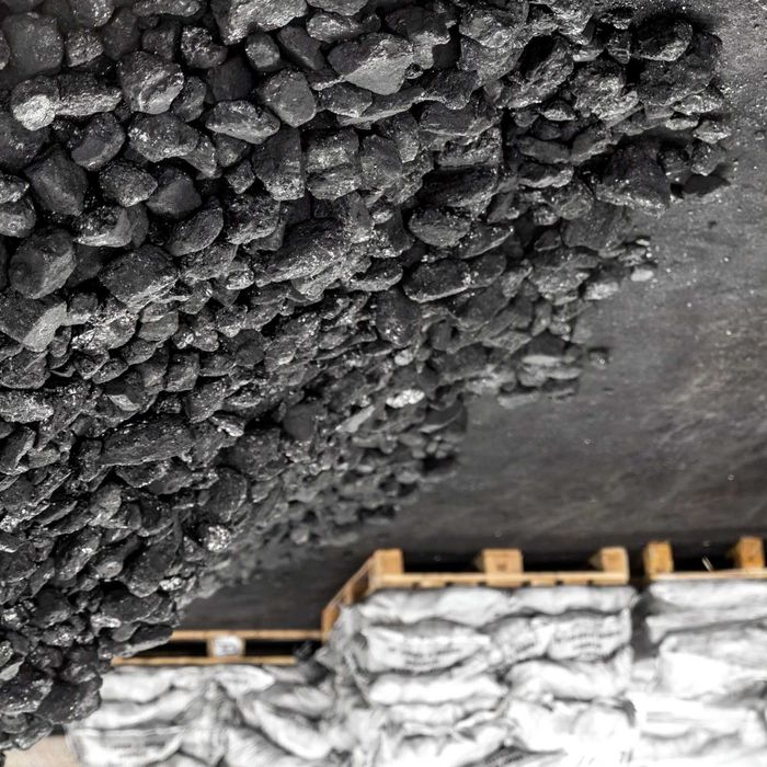 Вугілля, брикети, пелети – комфорт без зайвих клопотів