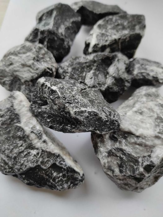 Kamień ozdobny NERO VENATO 40-30mm