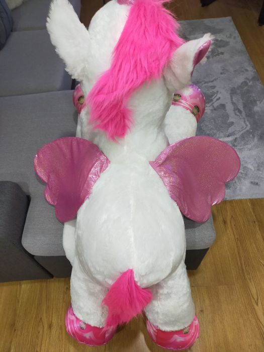 Unicórnio peluche