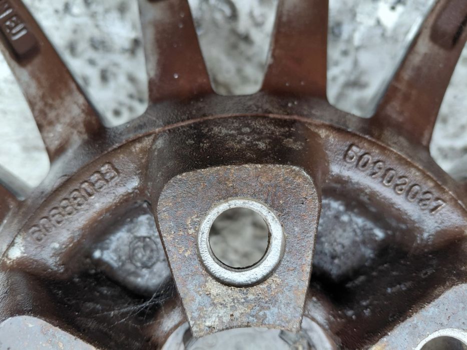 Felgi aluminiowe 5x98 ET35 Alfa Romeo GT R17 rozmiar 17 Felga