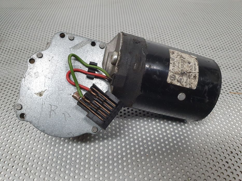 Motor limpa vidros frente VOLKSWAGEN Golf IV (1J1)