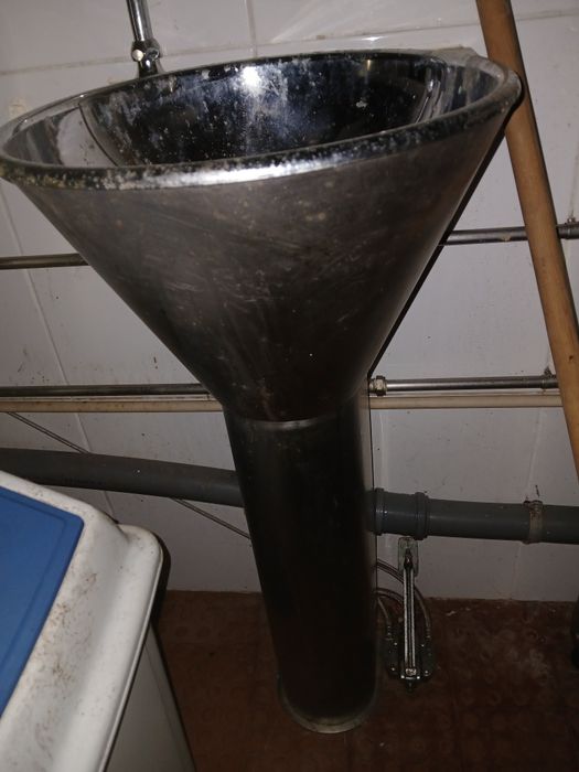 Pia de pé alto lava mãos, em inox