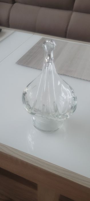 Szkło              .