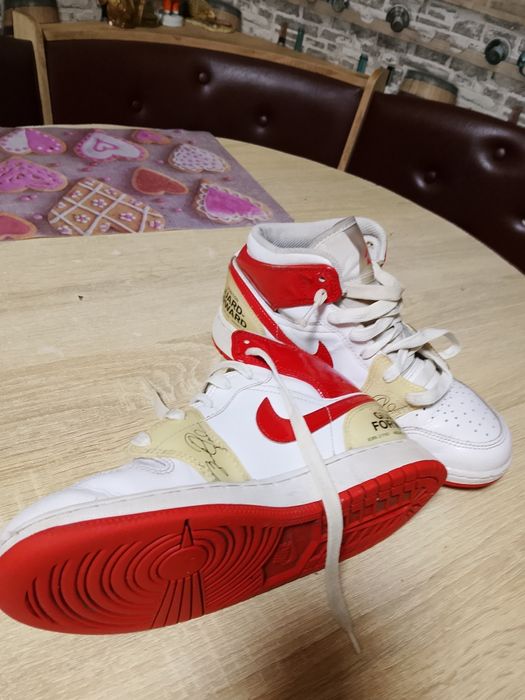 Кроссовки   naik