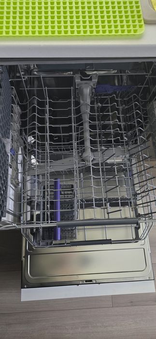 Посудомийна машина