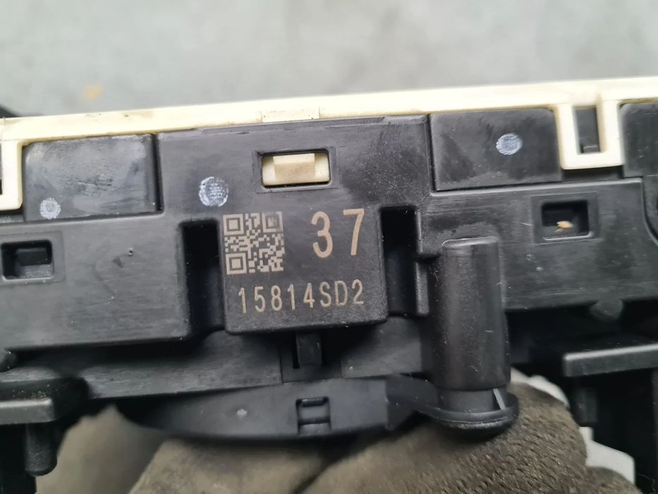 Conjunto / manetes de luzes e limpa vidros NISSAN Qashqai II (J11)