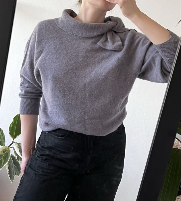 Piękny moherowy sweter z ozdobym kołnierzem vintage