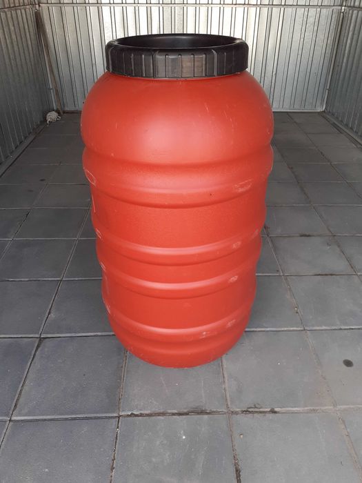 Beczka plastikowa 220l Spożywka Deszczówka zawor czerpalny