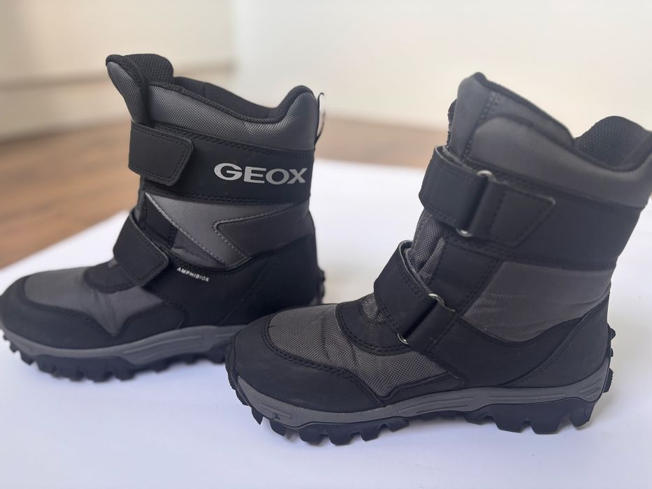 Зимні черевики Geox
