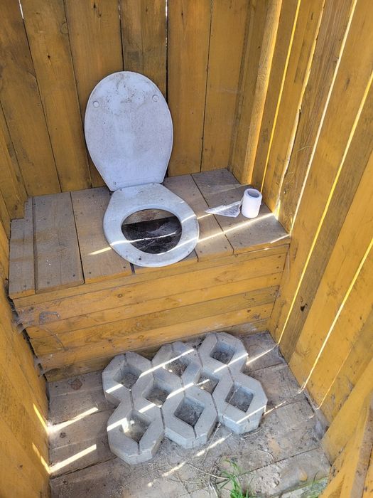 WC Wychodek  drewniany