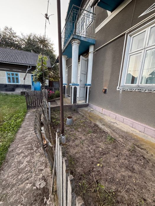 ТОРГ! Продаж будинку із великою земельною ділянкою площею 0,5 га . в с. Зеленів