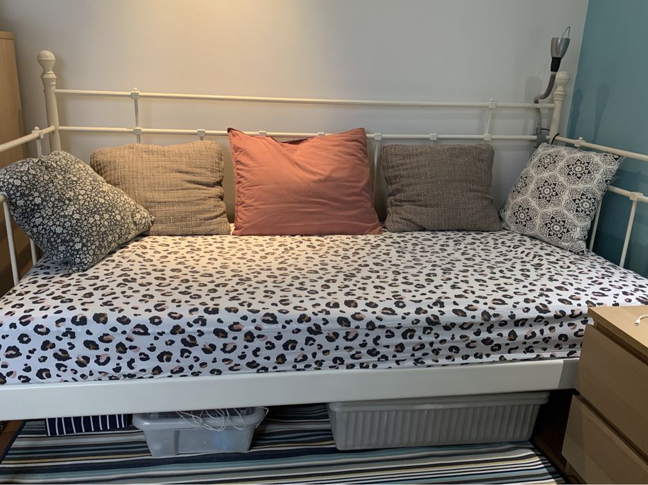 Ikea Tromsnes stylowe łóżko leżanka