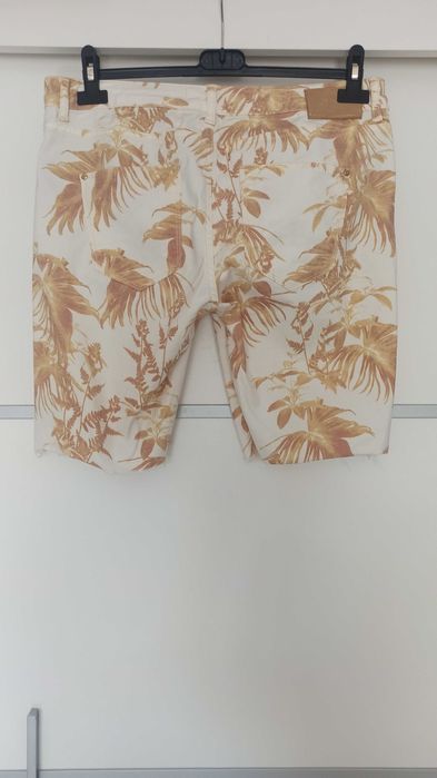 Spodenki w liście Mos Mosh