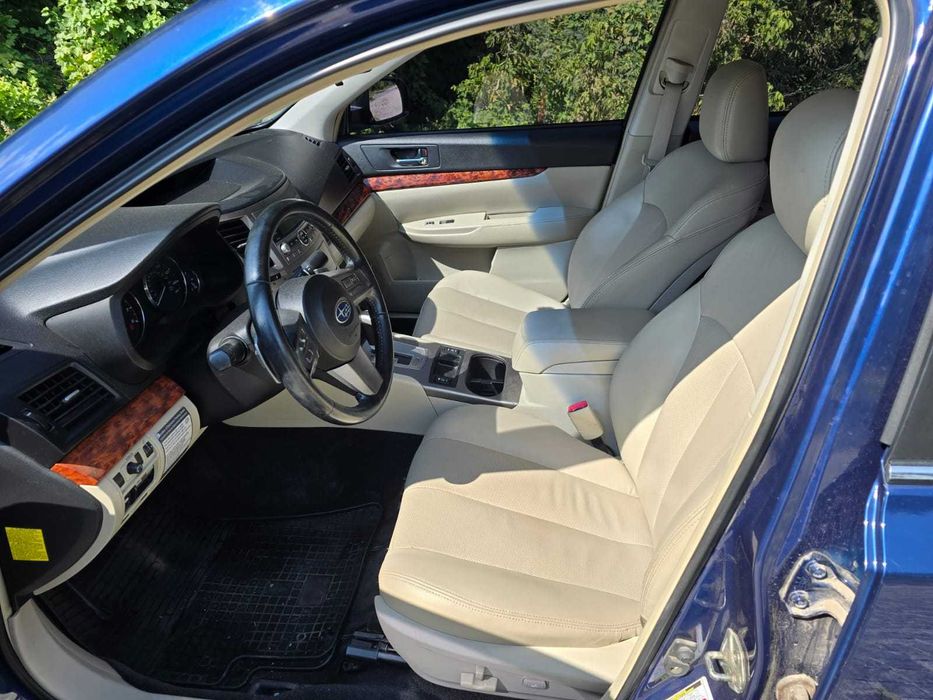 Subaru Legacy 2011 limited