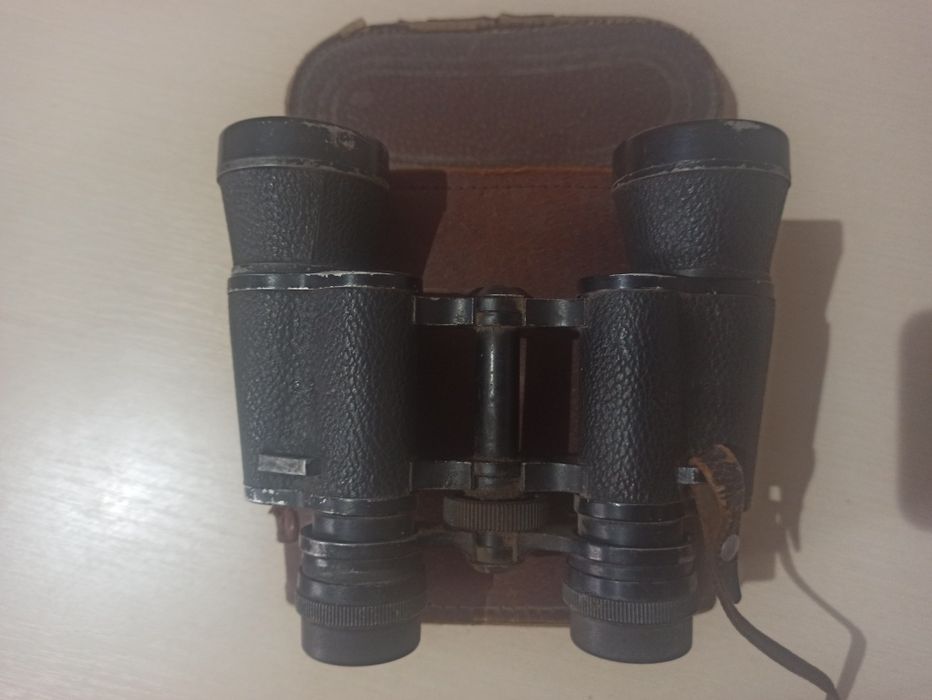 бінокль.стан.нормальний.