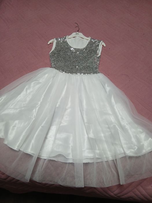 Карнавальний костюм продам