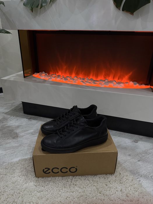 Нові кросівки ECCO SOFT 7 M