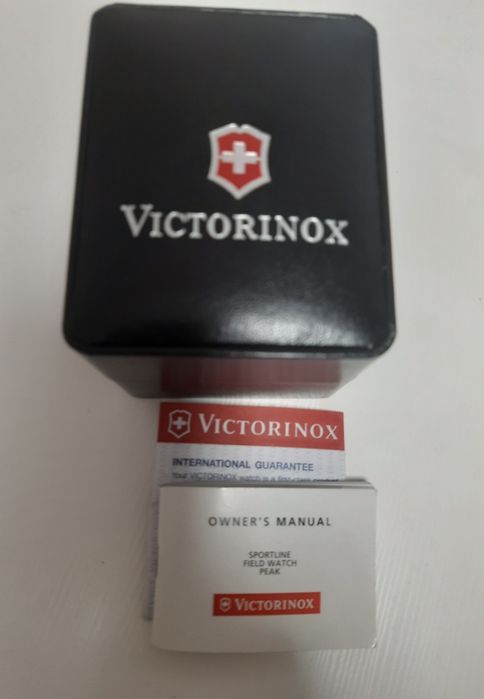 Часы швейцарские Victorinox
