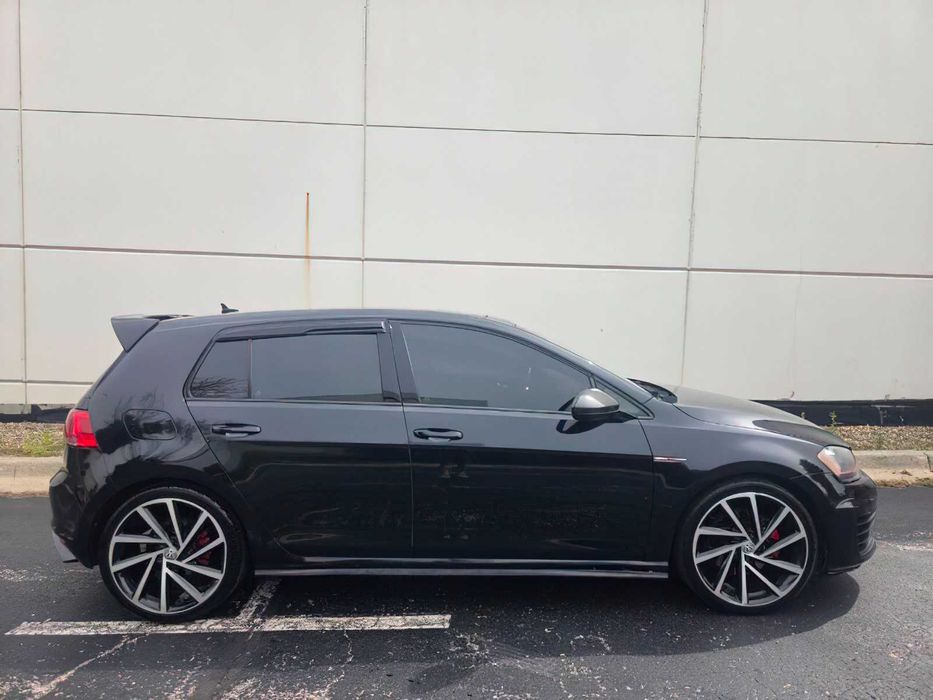 Volkswagen Golf GTI      2015