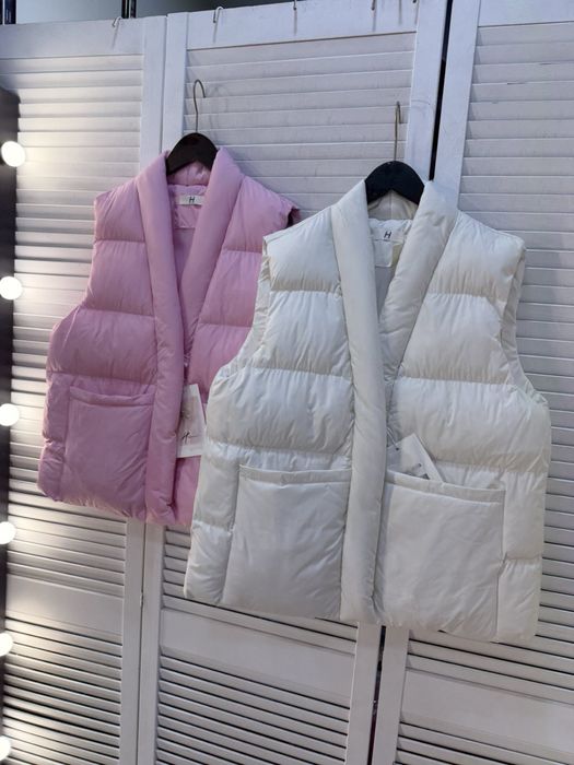 Жіноча стильна жилетка