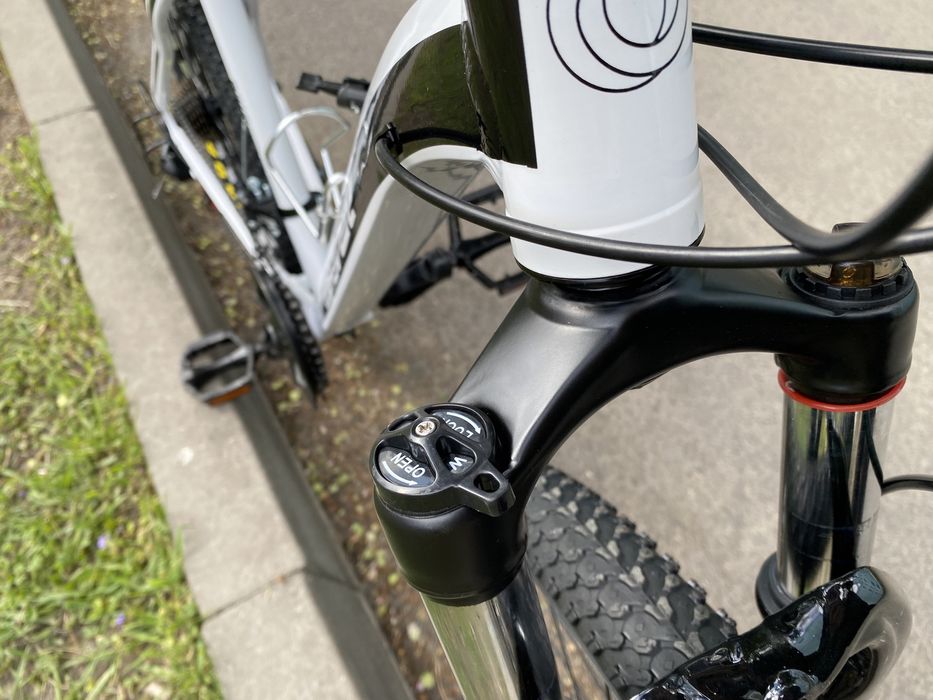 Рівне! Новий алюмінієвий, shimano