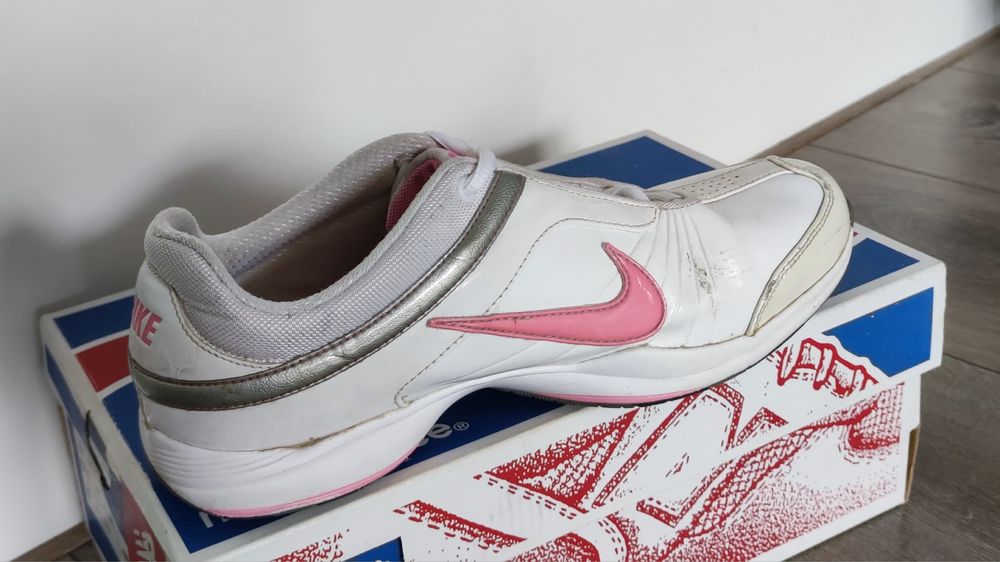 Damskie buty Nike Training Air Swift r. 38,5