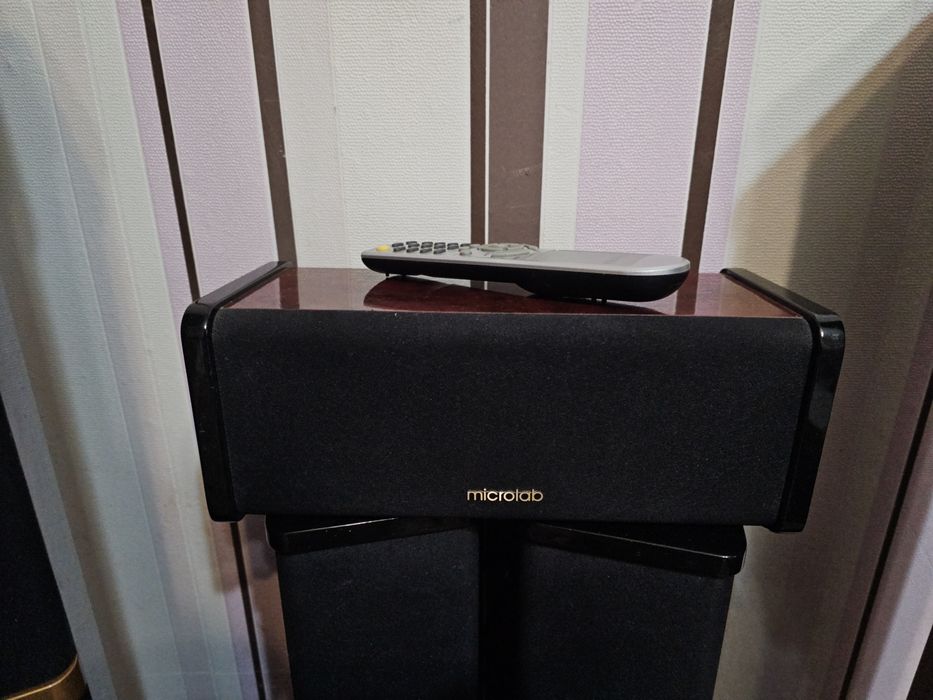Продам стерио систему колонок Microlab 5 и 1